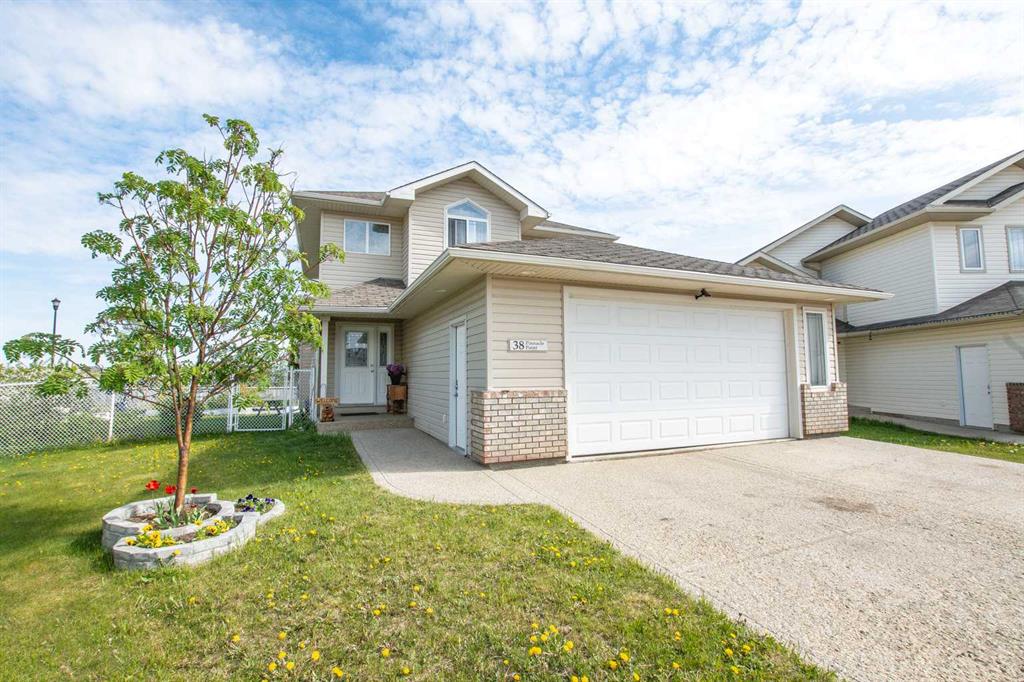 Picture of 38 Pinnacle Point  , Grande Prairie Real Estate Listing