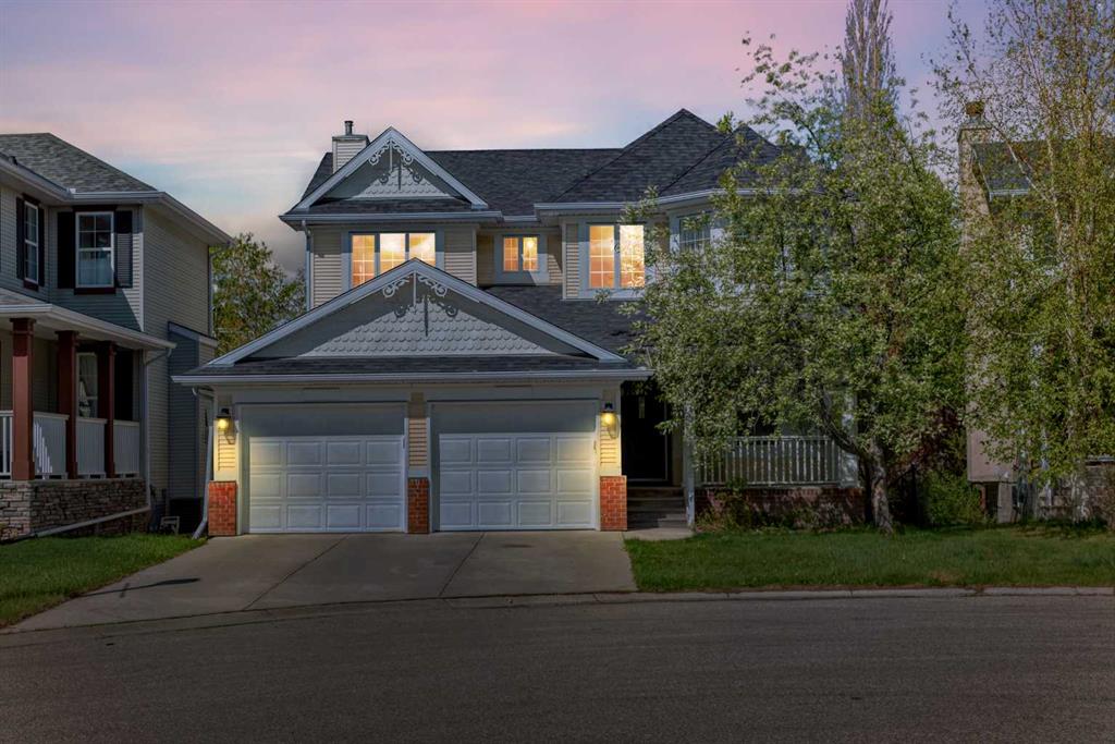 Picture of 327 Discovery Place SW, Calgary Real Estate Listing
