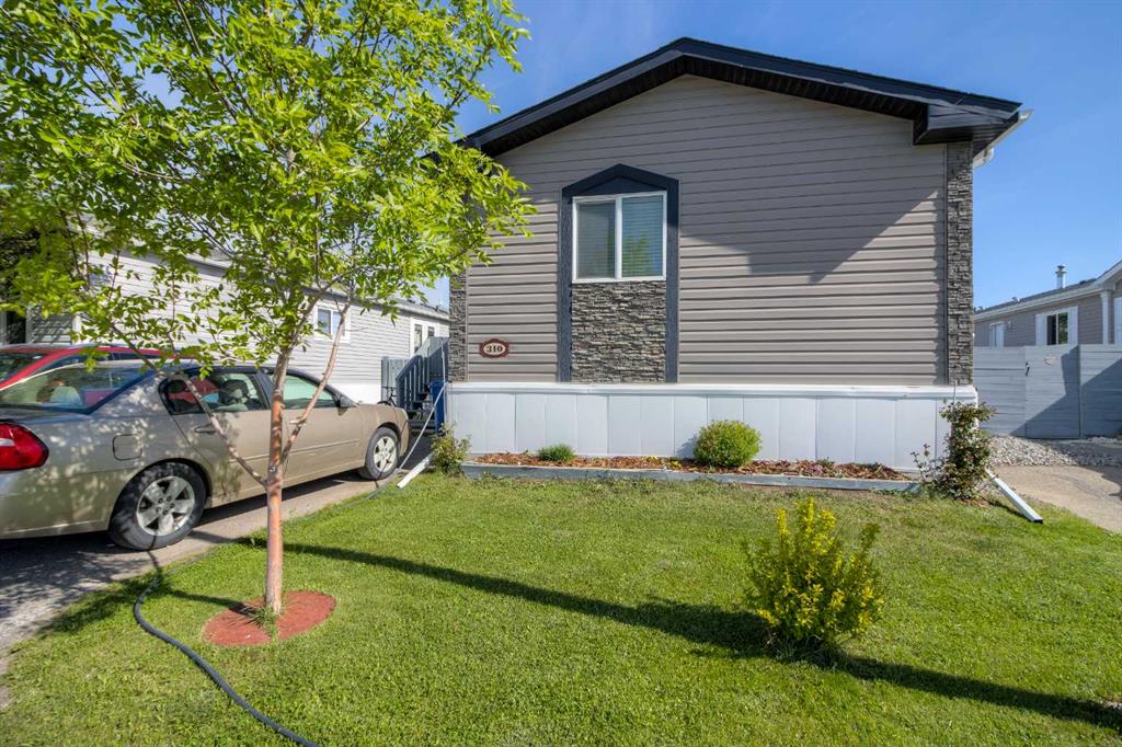 Picture of 310 Engineer Avenue , Coaldale Real Estate Listing