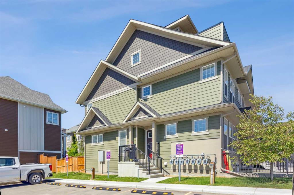 Picture of 356 Cranbrook Square SE, Calgary Real Estate Listing