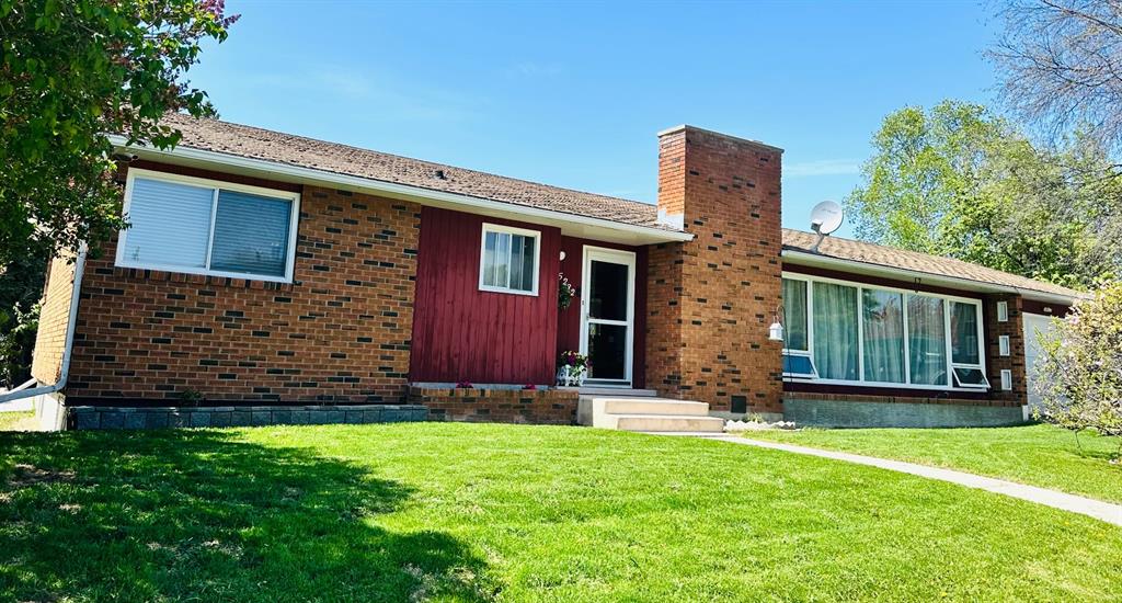 Picture of 5232 55 A Street , Rocky Mountain House Real Estate Listing