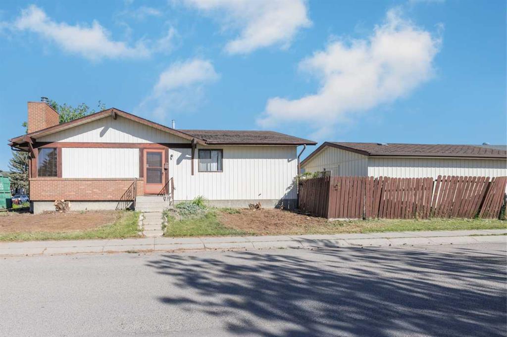 Picture of 30 Aberdare Road NE, Calgary Real Estate Listing