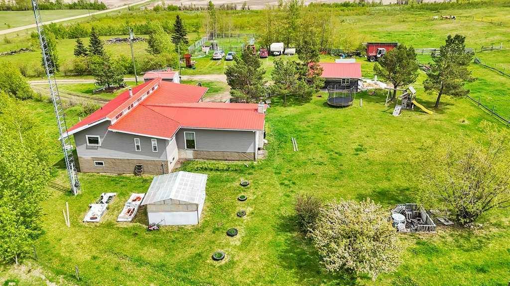 Picture of 42057 Township Road 440  , Rural Ponoka County Real Estate Listing