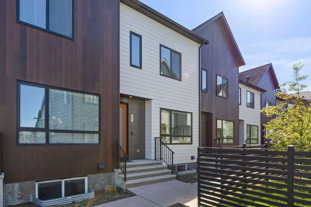 Picture of 606 Redstone Crescent NE, Calgary Real Estate Listing