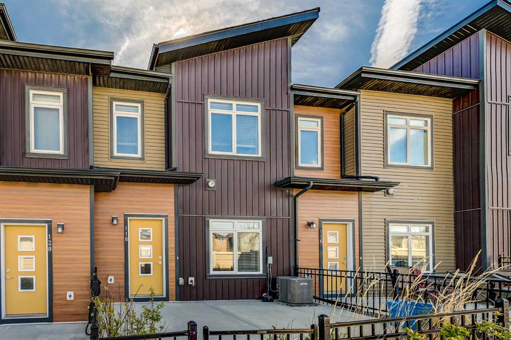 Picture of 118 Sage Bluff Circle NW, Calgary Real Estate Listing