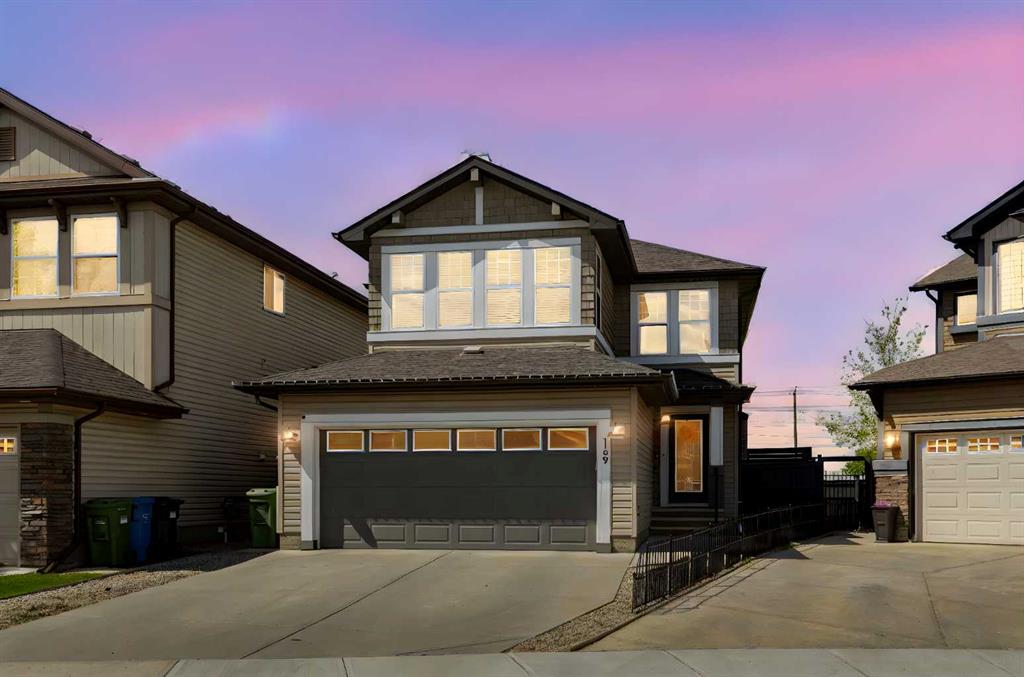 Picture of 169 Auburn Glen Manor SE, Calgary Real Estate Listing