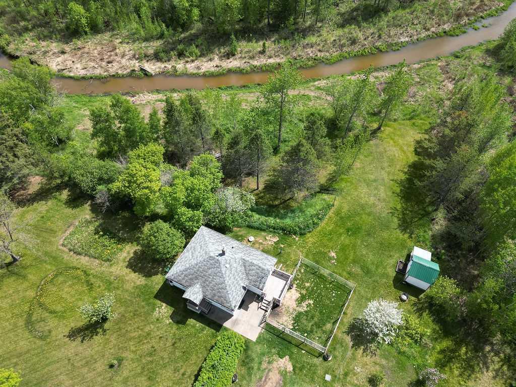 Picture of 4801 51 Avenue , Colinton Real Estate Listing