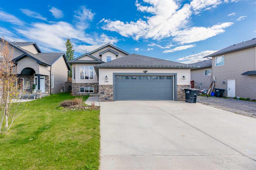 Picture of 126 Muldoon Crescent , Hinton Real Estate Listing