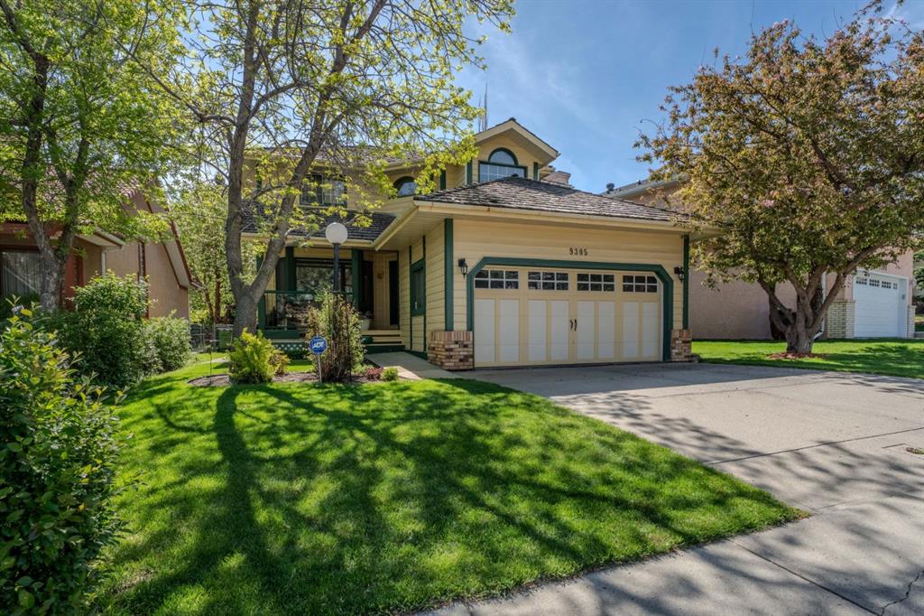 Picture of 9305 Santana Crescent NW, Calgary Real Estate Listing