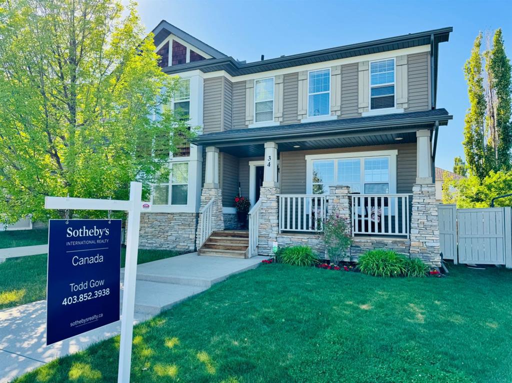 Picture of 34 Everwillow Circle SW, Calgary Real Estate Listing