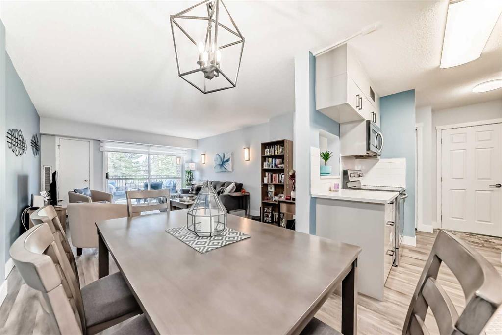 Picture of 2202, 202 Braeglen Close SW, Calgary Real Estate Listing