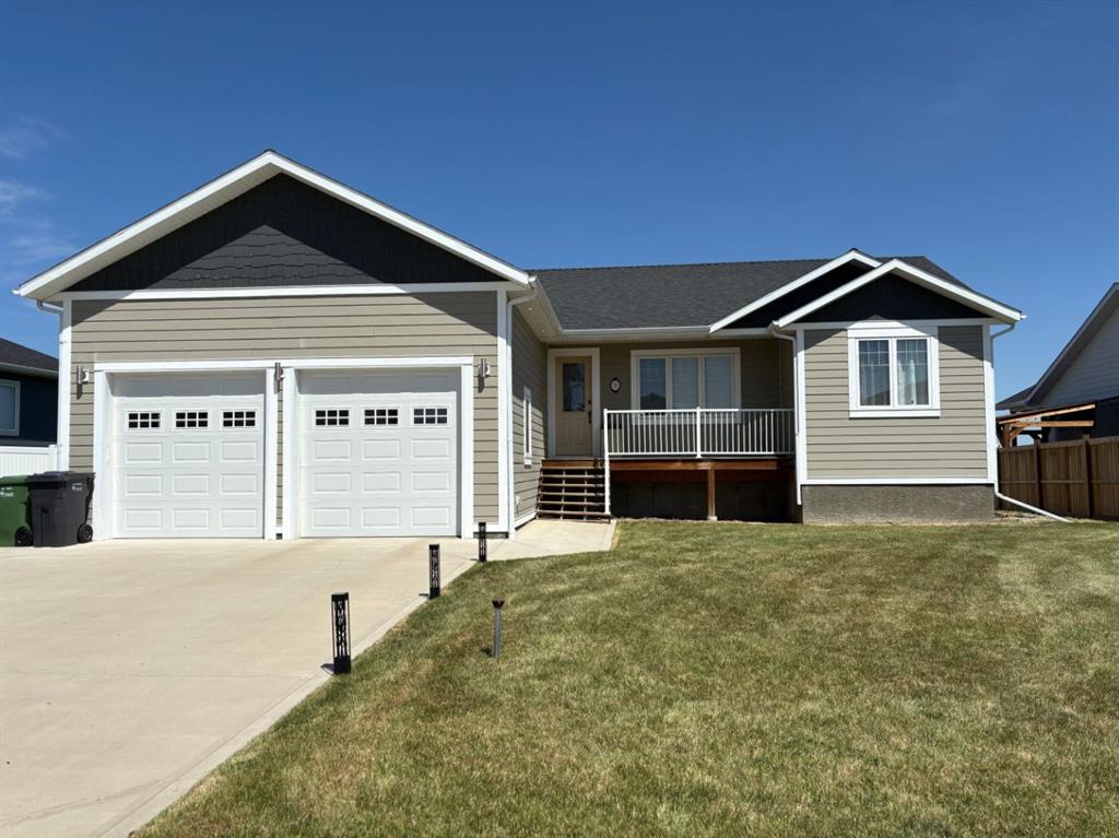 Picture of 73 Copperleaf Bay  , Magrath Real Estate Listing