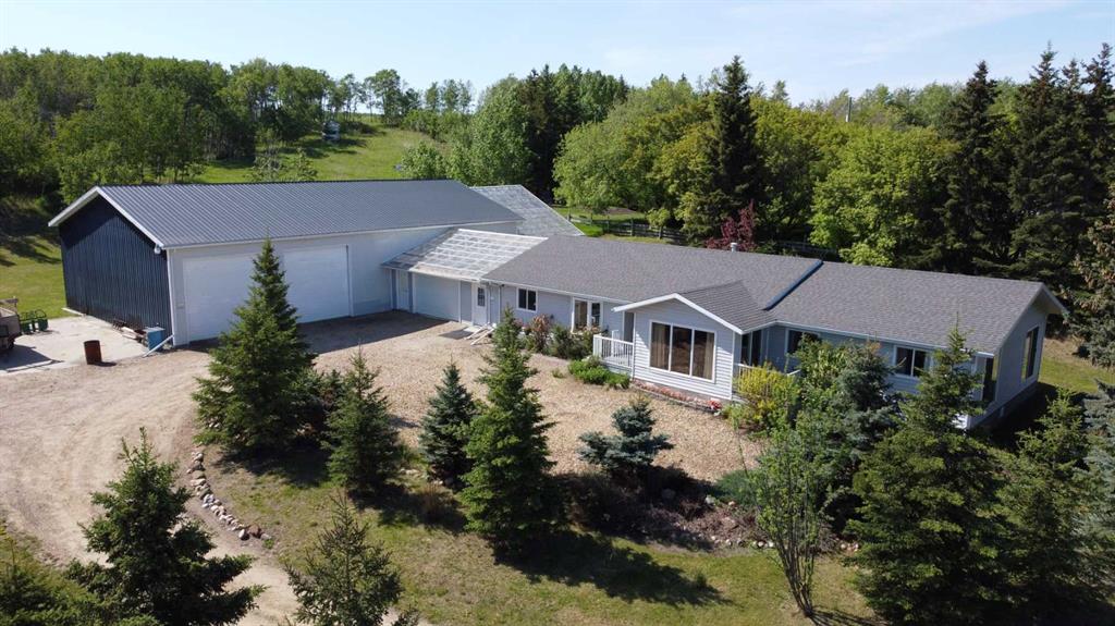 Picture of 252073 Township Road 431A  , Rural Ponoka County Real Estate Listing