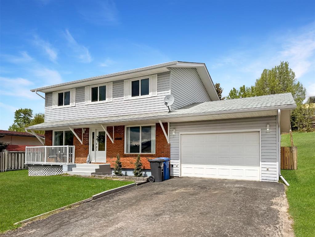 Picture of 10526 98th Avenue , Grande Cache Real Estate Listing