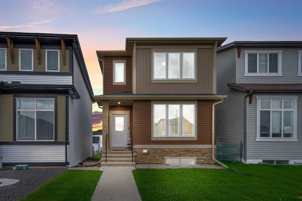 Picture of 165 Hotchkiss Way SE, Calgary Real Estate Listing
