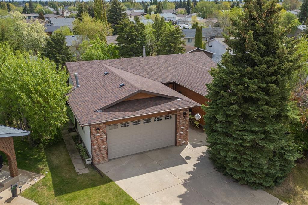 Picture of 4305 74 Street , Camrose Real Estate Listing