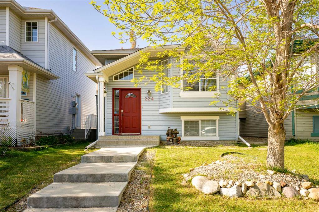 Picture of 224 Harvest Gold Circle NE, Calgary Real Estate Listing