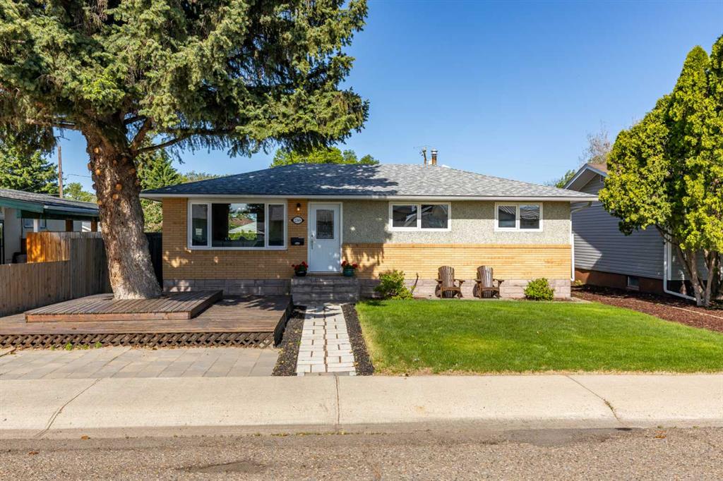 Picture of 2168 20 Avenue SE, Medicine Hat Real Estate Listing