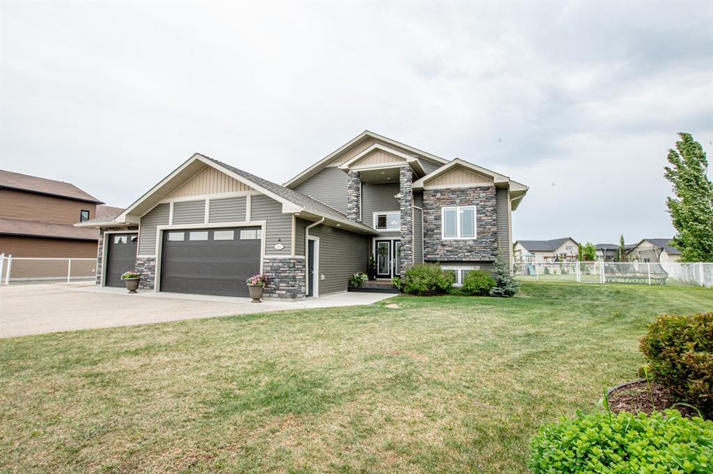Picture of 7801 Oxford Road , Rural Grande Prairie No. 1, County of Real Estate Listing