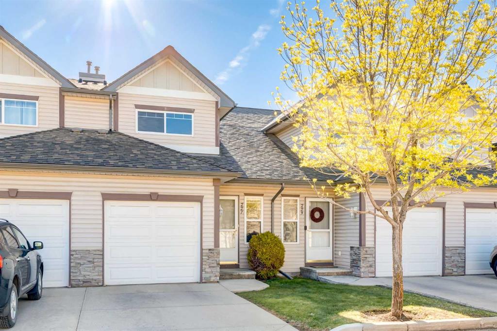 Picture of 227 Millview Green SW, Calgary Real Estate Listing
