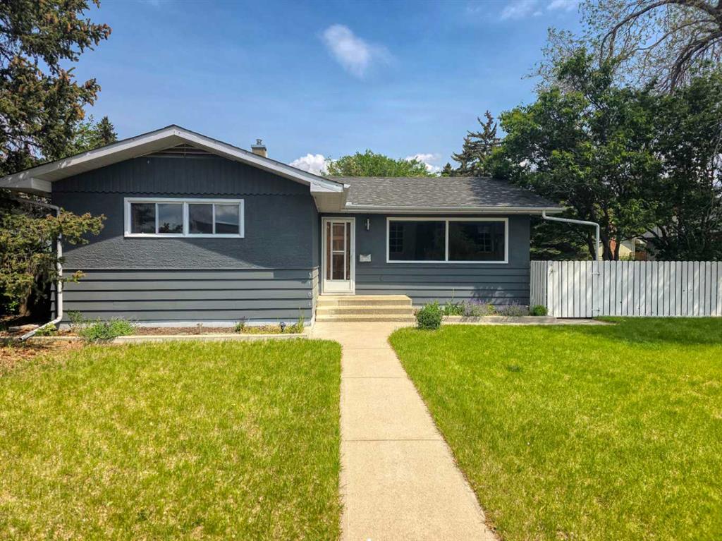 Picture of 5104 Grove Hill Road SW, Calgary Real Estate Listing
