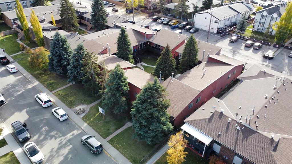 Picture of 1-12, 4607 73 Street NW, Calgary Real Estate Listing