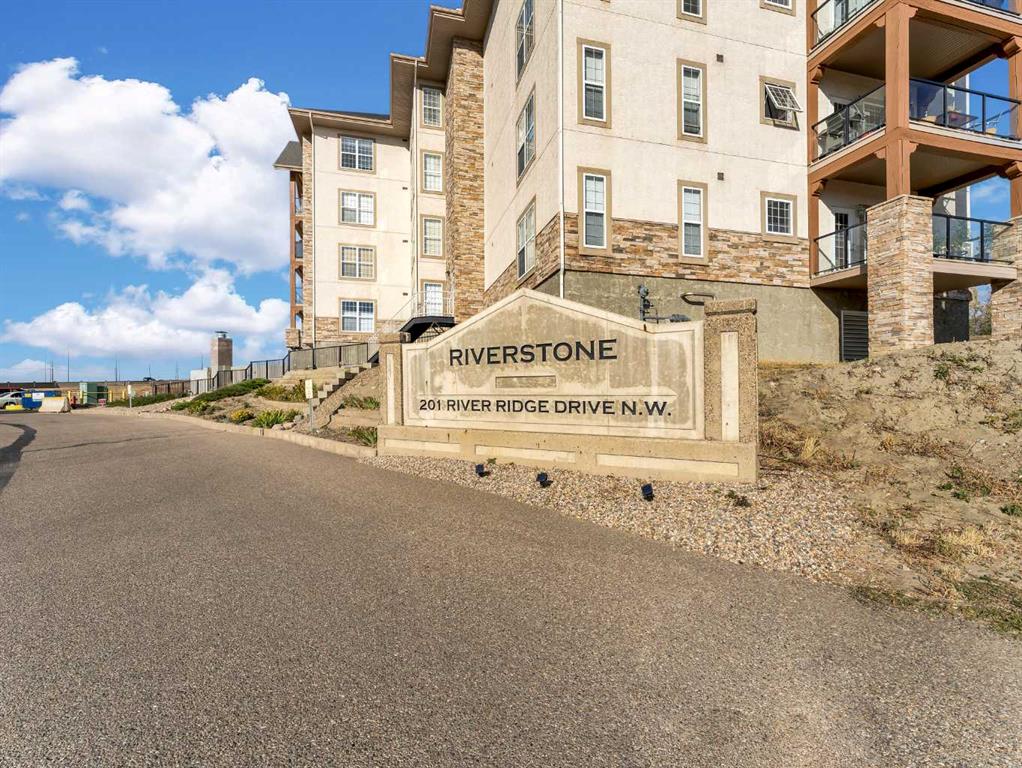 Picture of 537, 201 River Ridge Drive NW, Medicine Hat Real Estate Listing