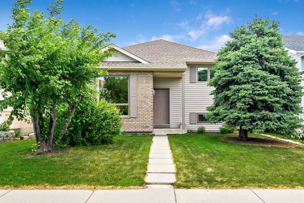 Picture of 141 Shawfield Way SW, Calgary Real Estate Listing
