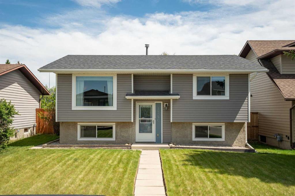 Picture of 1746 Summerfield Boulevard SE, Airdrie Real Estate Listing