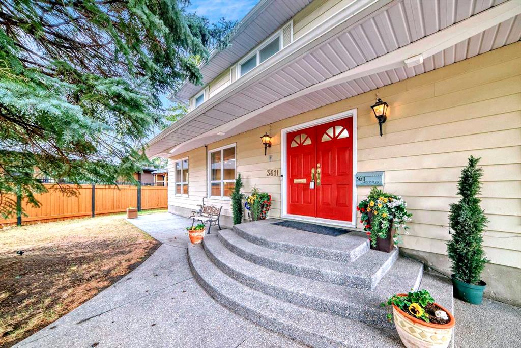 Picture of 3611 Umber Place NW, Calgary Real Estate Listing