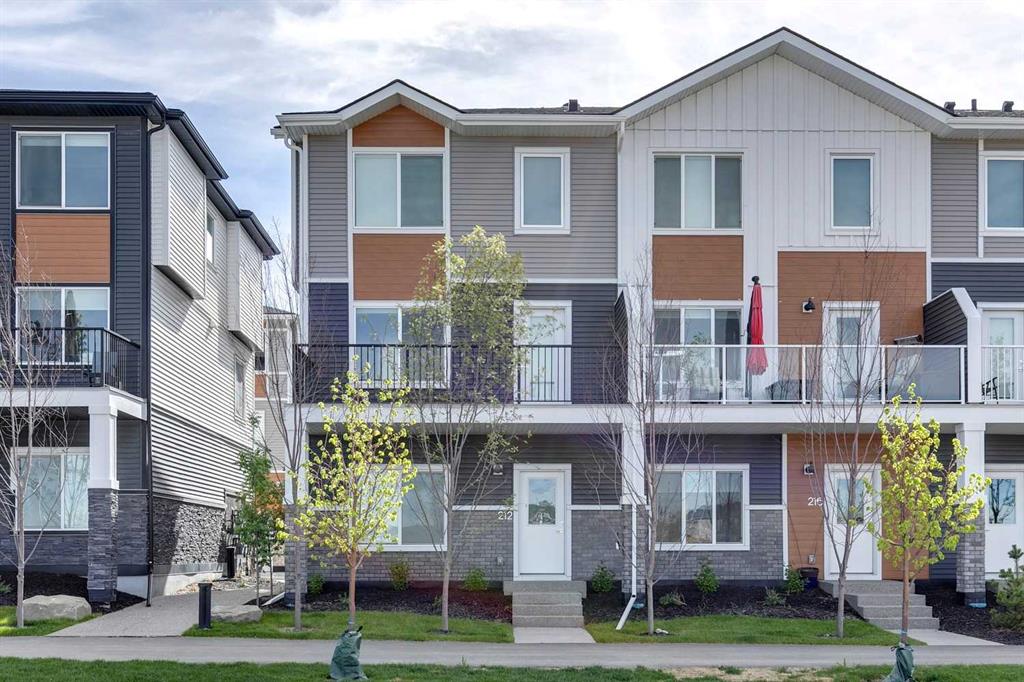 Picture of 212 Creekstone Drive SW, Calgary Real Estate Listing