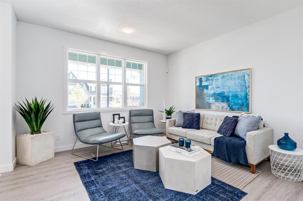 Picture of 33 Lewisburg Close NE, Calgary Real Estate Listing
