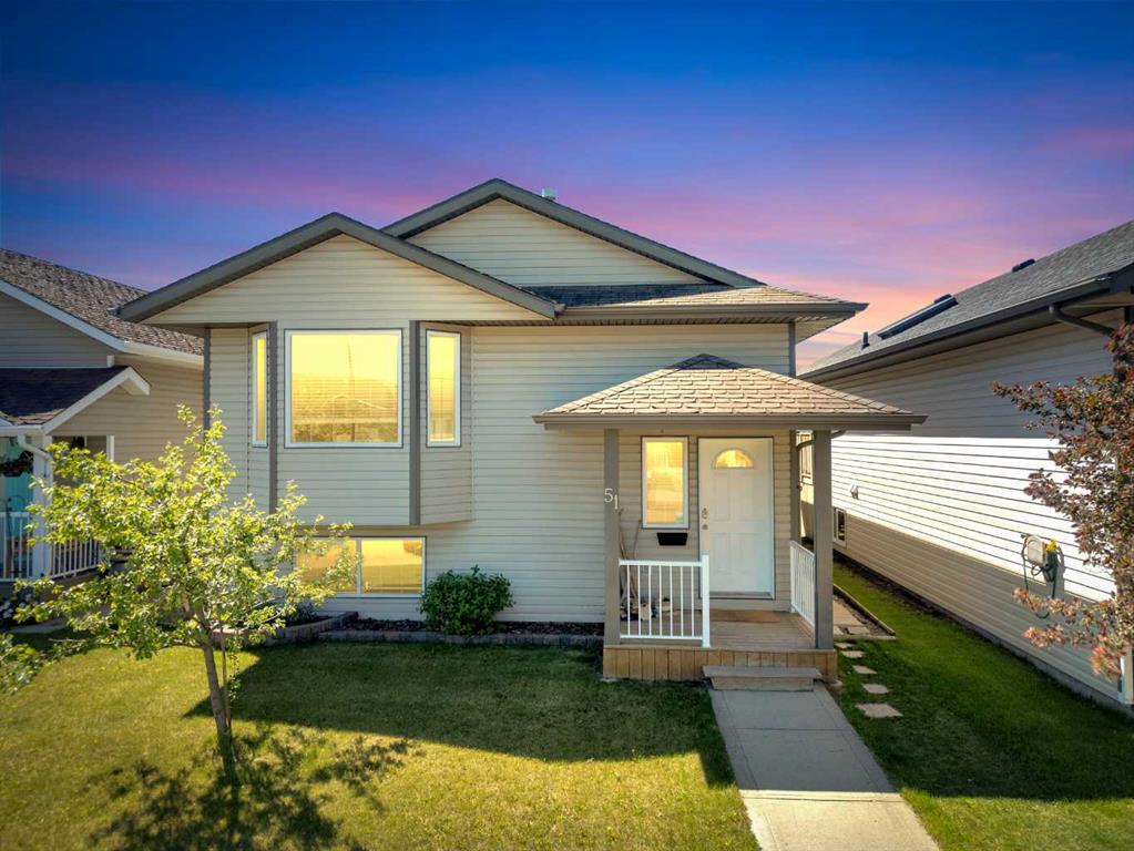 Picture of 51 Doherty Close , Red Deer Real Estate Listing