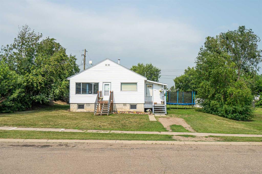 Picture of 4826 51 Avenue , Kitscoty Real Estate Listing
