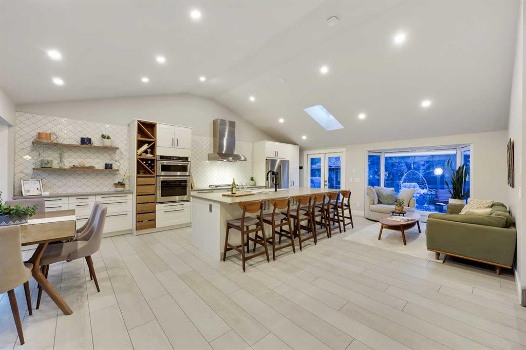 Picture of 3224 Conrad Drive NW, Calgary Real Estate Listing