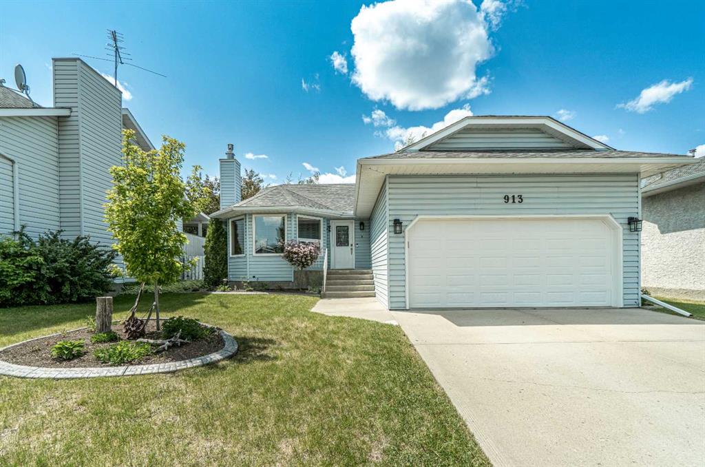 Picture of 913 15 Street SE, High River Real Estate Listing