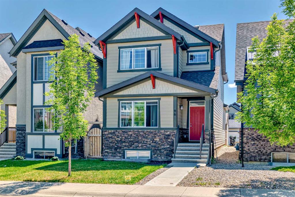 Picture of 96 Masters Heights SE, Calgary Real Estate Listing