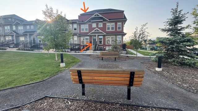 Picture of 106 Cranbrook Square SE, Calgary Real Estate Listing