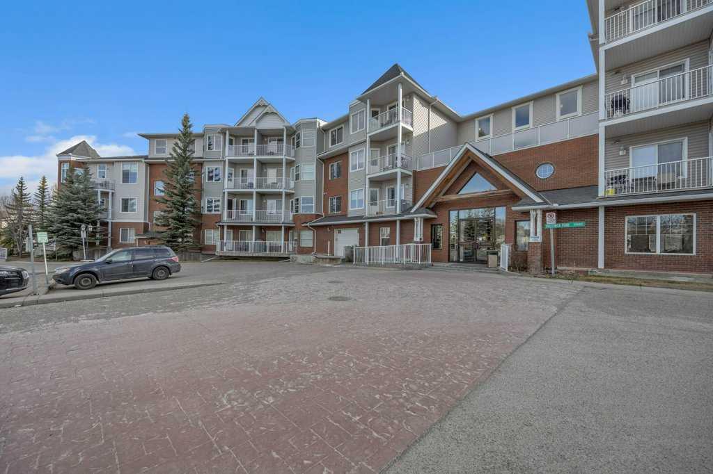 Picture of 311, 8 Prestwick Pond Terrace NE, Calgary Real Estate Listing