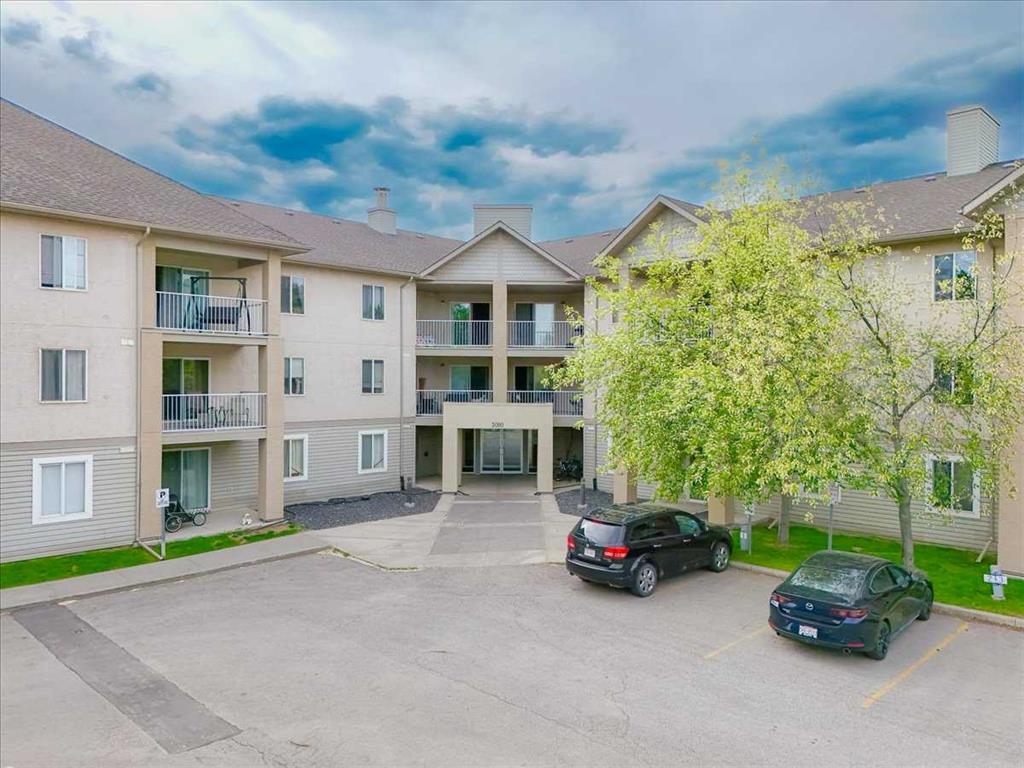 Picture of 213, 3000 Citadel Meadow Point NW, Calgary Real Estate Listing