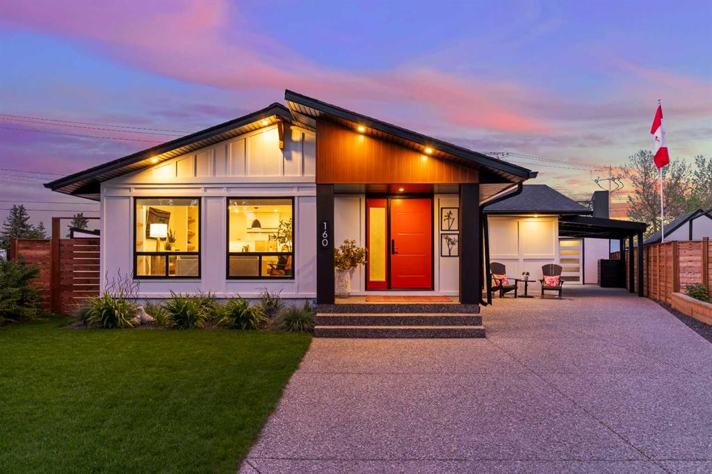 Picture of 160 Maple Court Crescent SE, Calgary Real Estate Listing