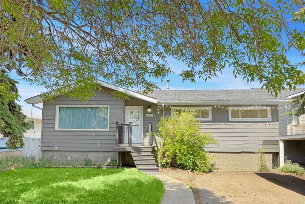 Picture of 4928 56th Avenue  , High Prairie Real Estate Listing
