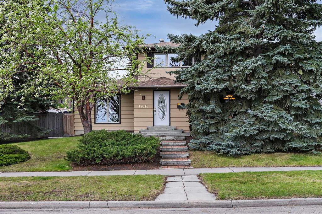 Picture of 14019 Parkland Boulevard SE, Calgary Real Estate Listing