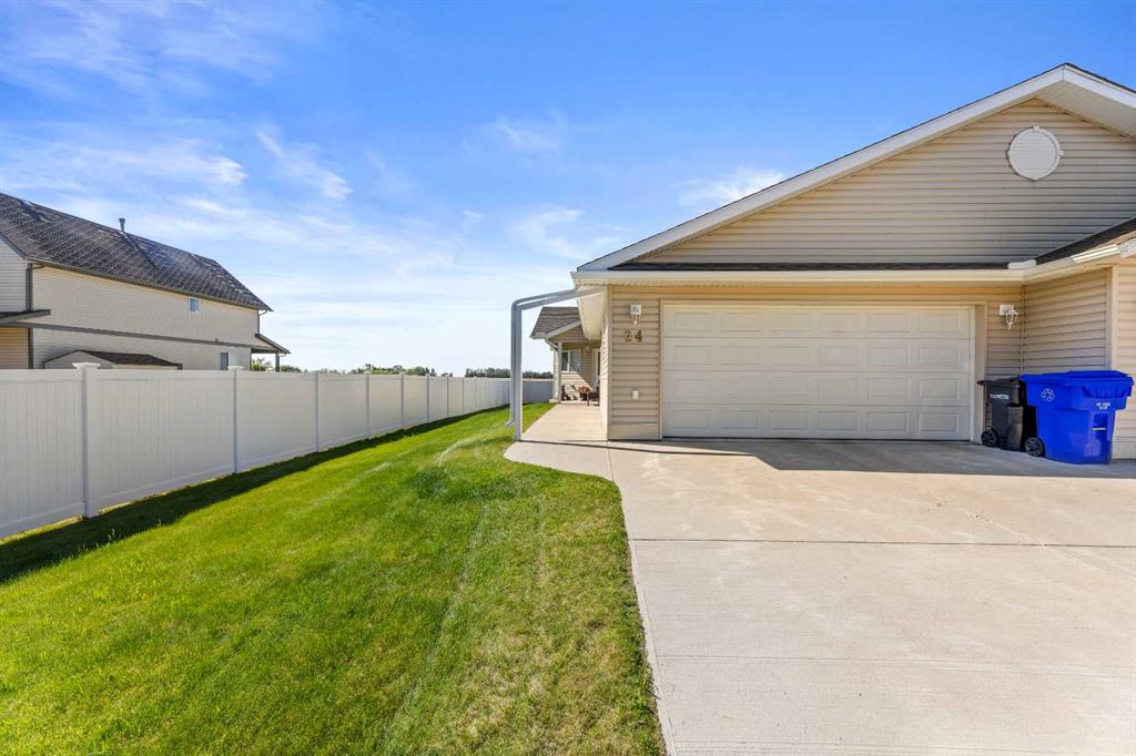 Picture of 24, 6009 62 Avenue , Olds Real Estate Listing