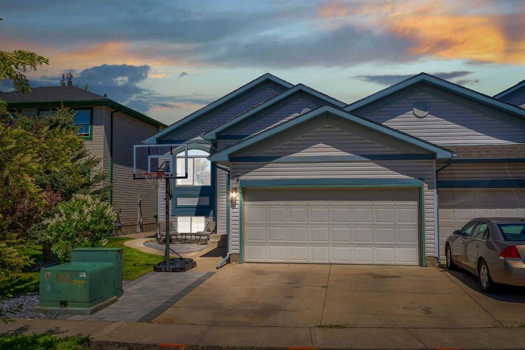 Picture of 71 Canoe Close SW, Airdrie Real Estate Listing