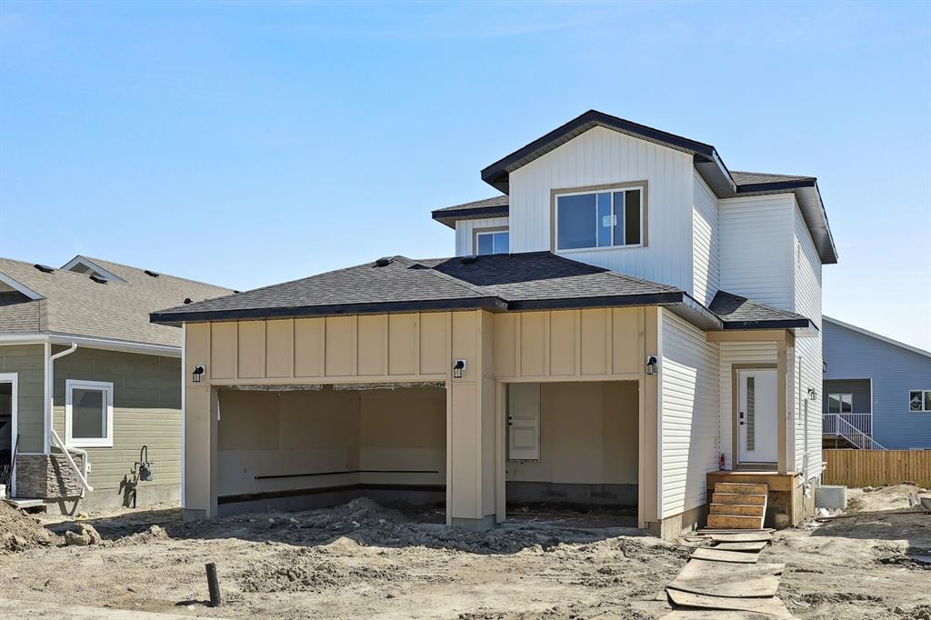 Picture of 74 Vincent Crescent , Olds Real Estate Listing