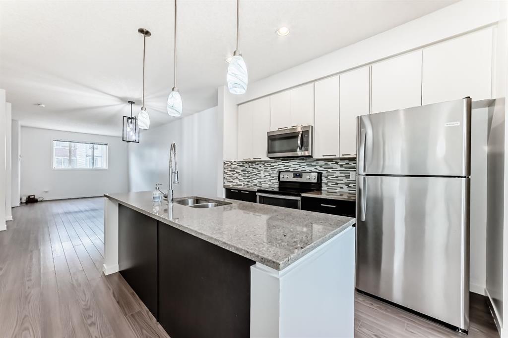 Picture of 206 Copperpond Row SE, Calgary Real Estate Listing