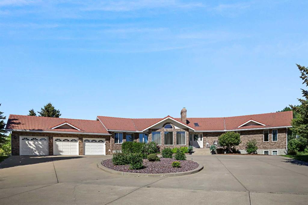 Picture of 54 Hamilton Drive , Rural Rocky View County Real Estate Listing