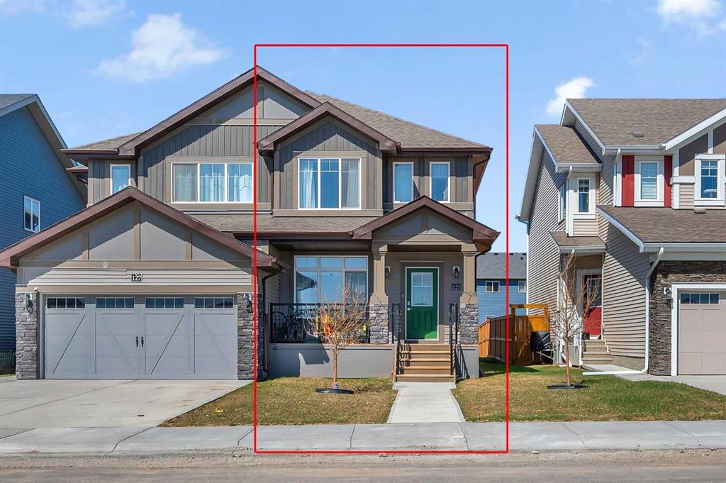 Picture of 125 Heartland Street , Cochrane Real Estate Listing