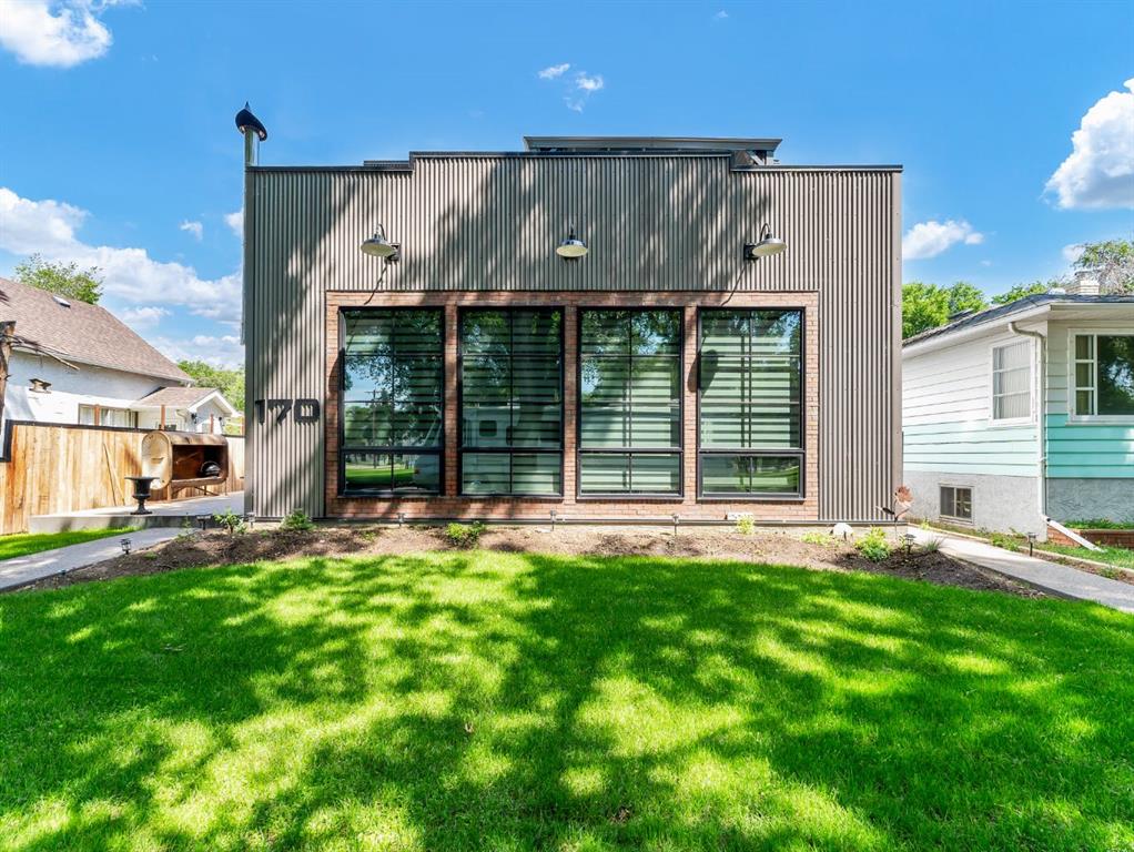 Picture of 170 2 Street NW, Medicine Hat Real Estate Listing